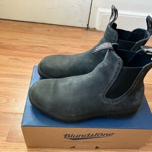 Blundstone Chelsea boots 1630